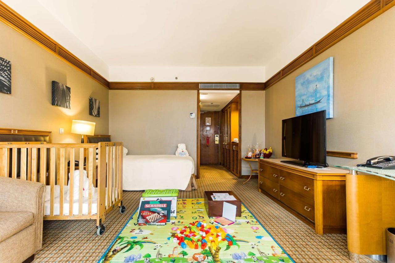 Hilton Yaounde Hotel Екстериор снимка