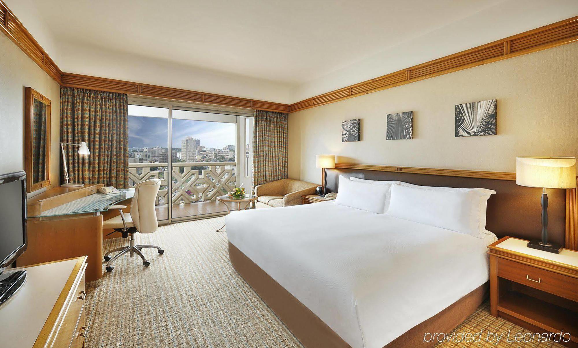 Hilton Yaounde Hotel Екстериор снимка