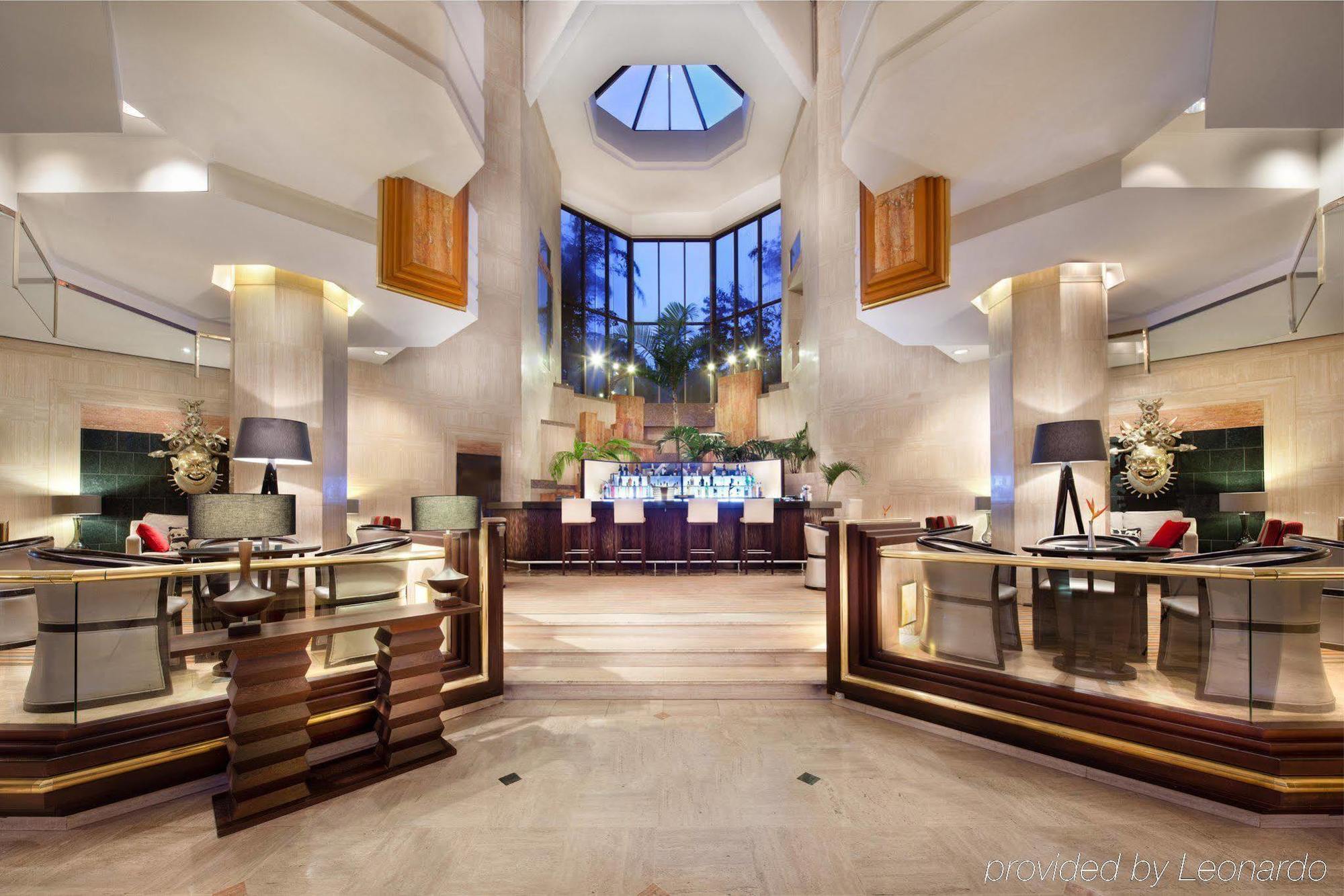 Hilton Yaounde Hotel Интериор снимка